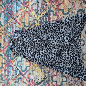 BCBG MaxAzria Gray Leopard Print Tunic Blouse XS